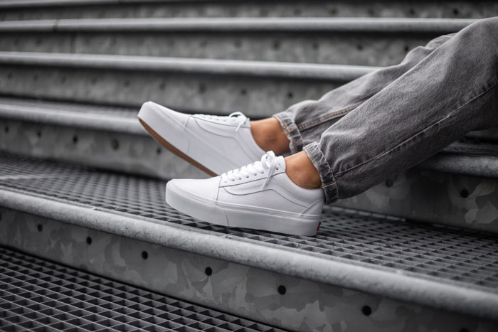 Vans old skool clearance all white